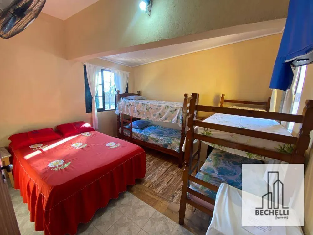 Casa, 6 quartos, 218 m² - Foto 14