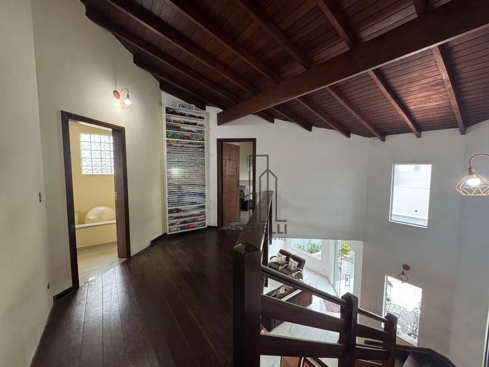 Casa, 3 quartos, 246 m² - Foto 2