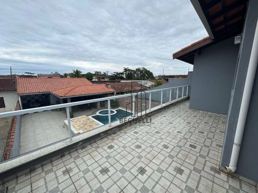 Casa, 3 quartos, 246 m² - Foto 4