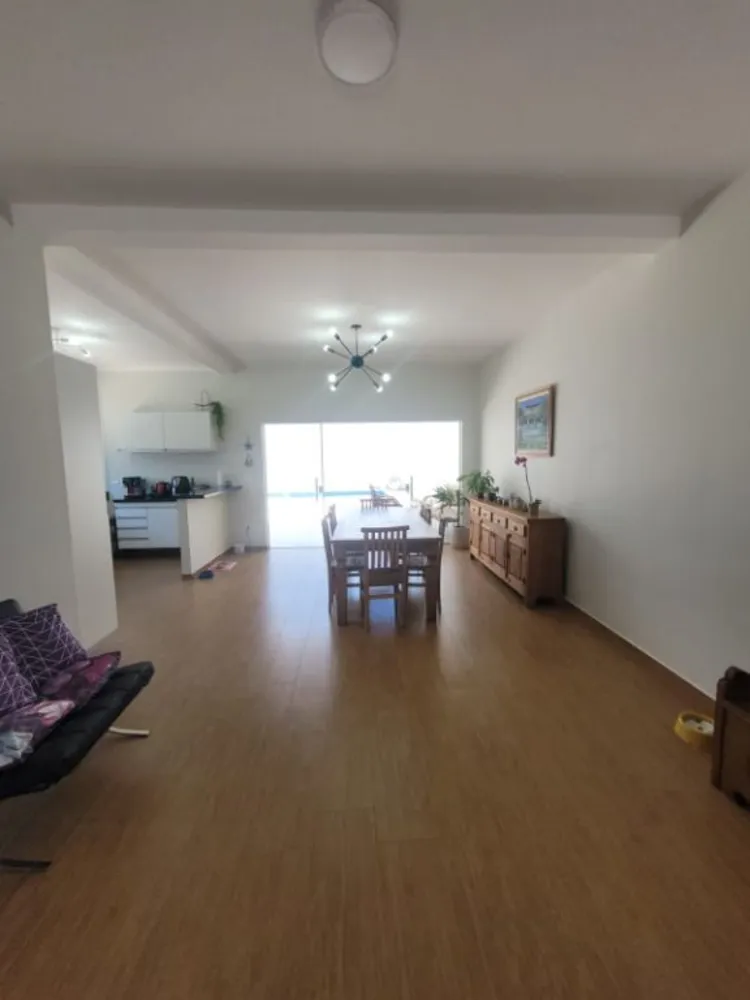 Casa, 3 quartos, 221 m² - Foto 2