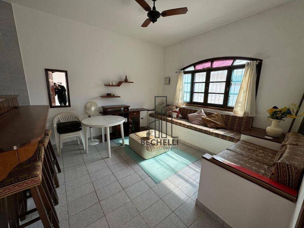 Casa à venda com 2 quartos, 79m² - Foto 2