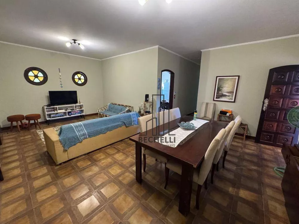 Casa, 5 quartos, 219 m² - Foto 13