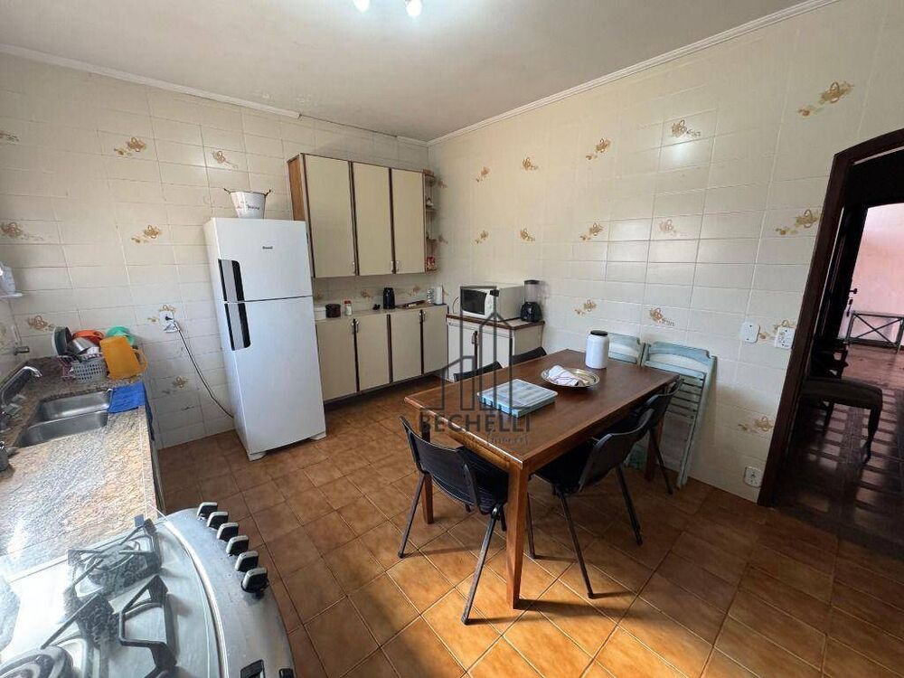 Casa, 5 quartos, 219 m² - Foto 4