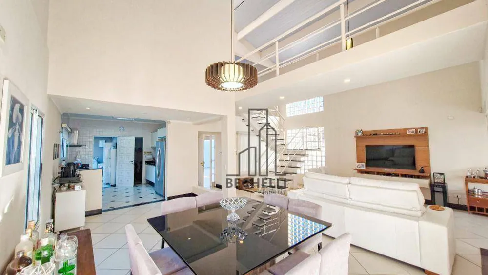 Casa, 3 quartos, 293 m² - Foto 3