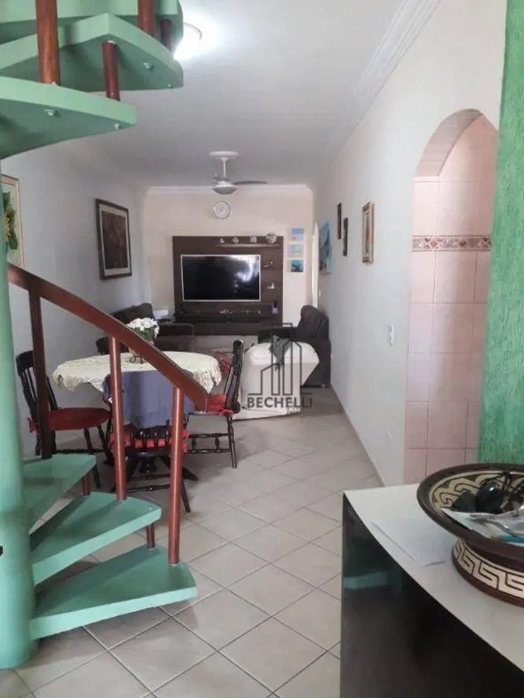 Casa, 3 quartos, 223 m² - Foto 4