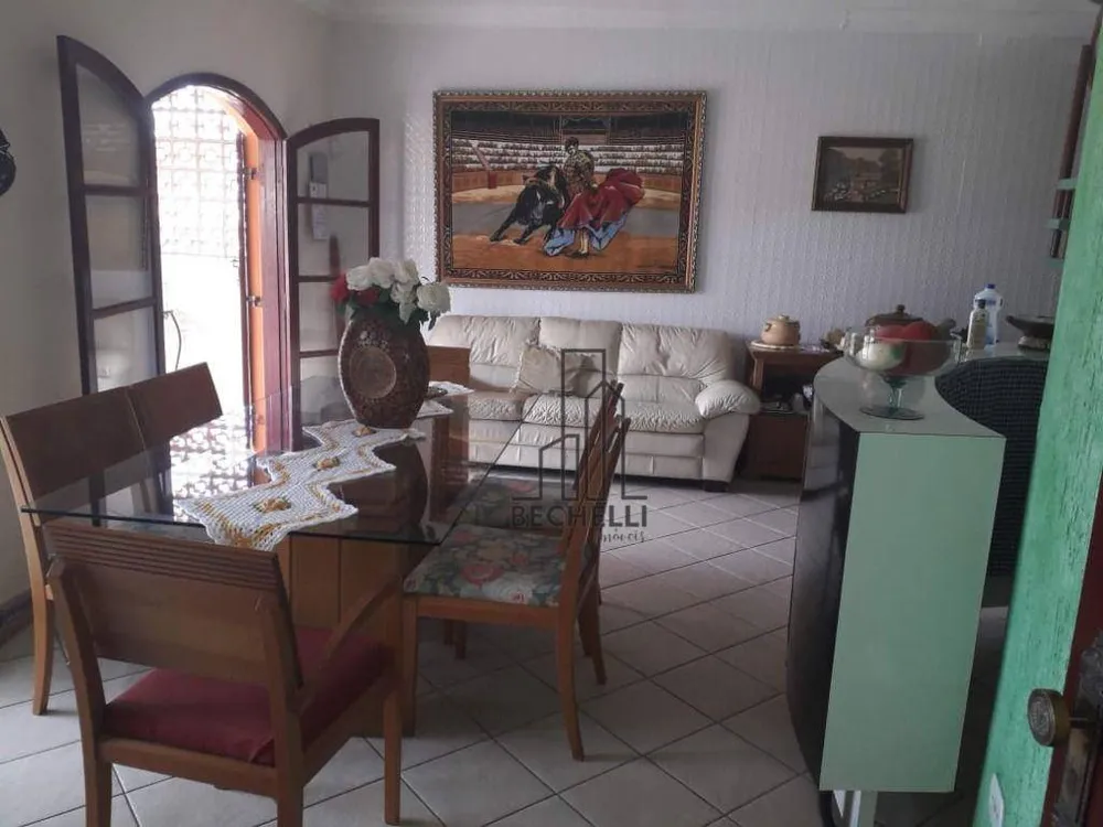 Casa, 3 quartos, 223 m² - Foto 2
