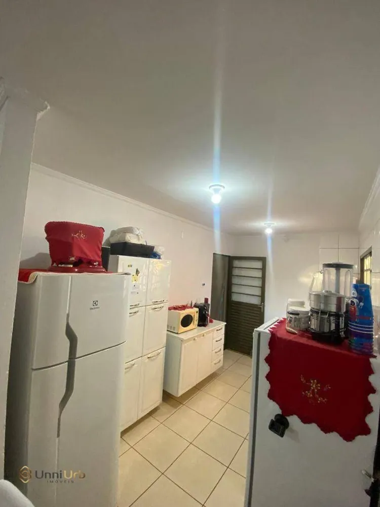 Casa, 2 quartos, 140 m² - Foto 1