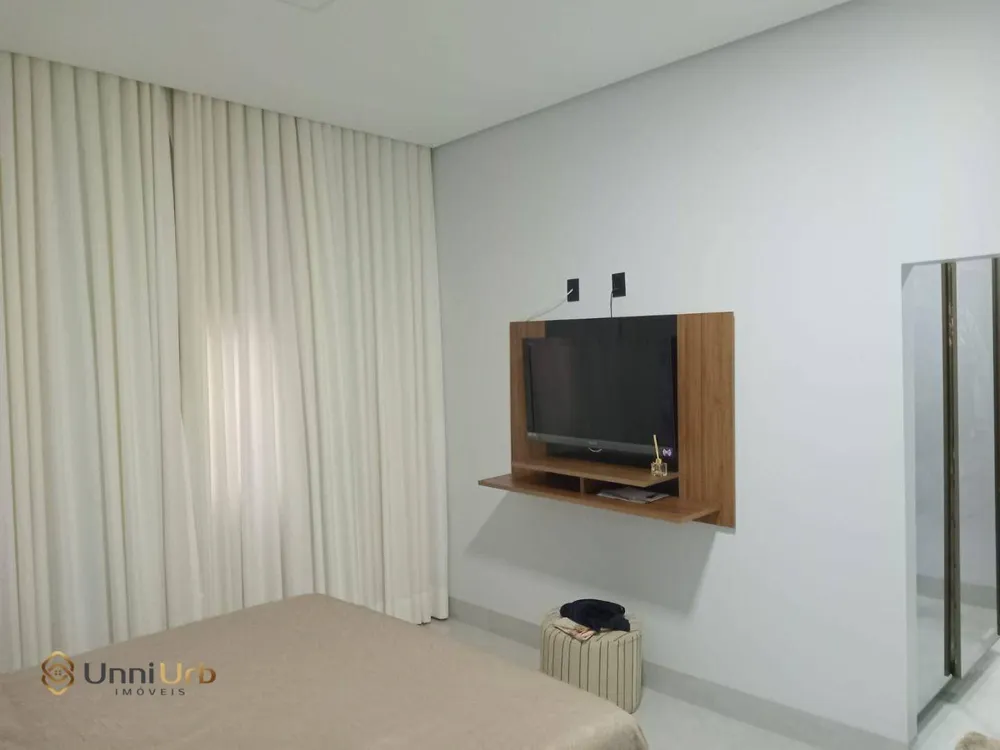 Casa, 3 quartos, 220 m² - Foto 2