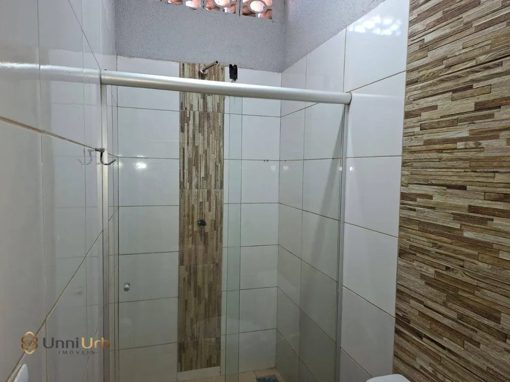 Casa, 3 quartos, 243 m² - Foto 2