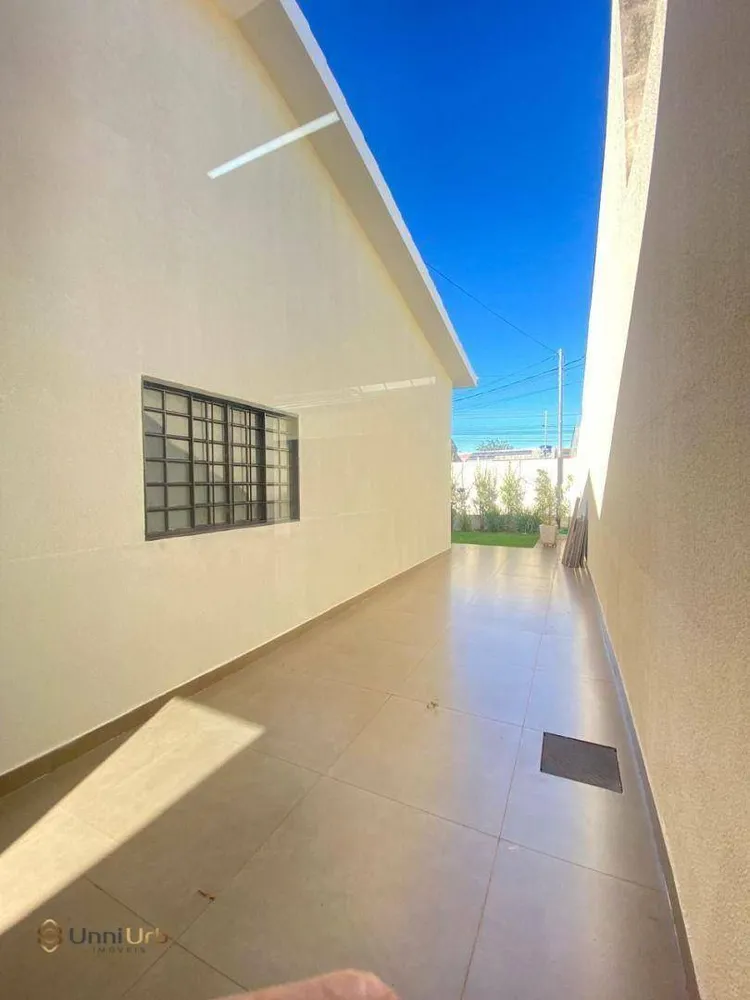 Casa, 3 quartos, 221 m² - Foto 2