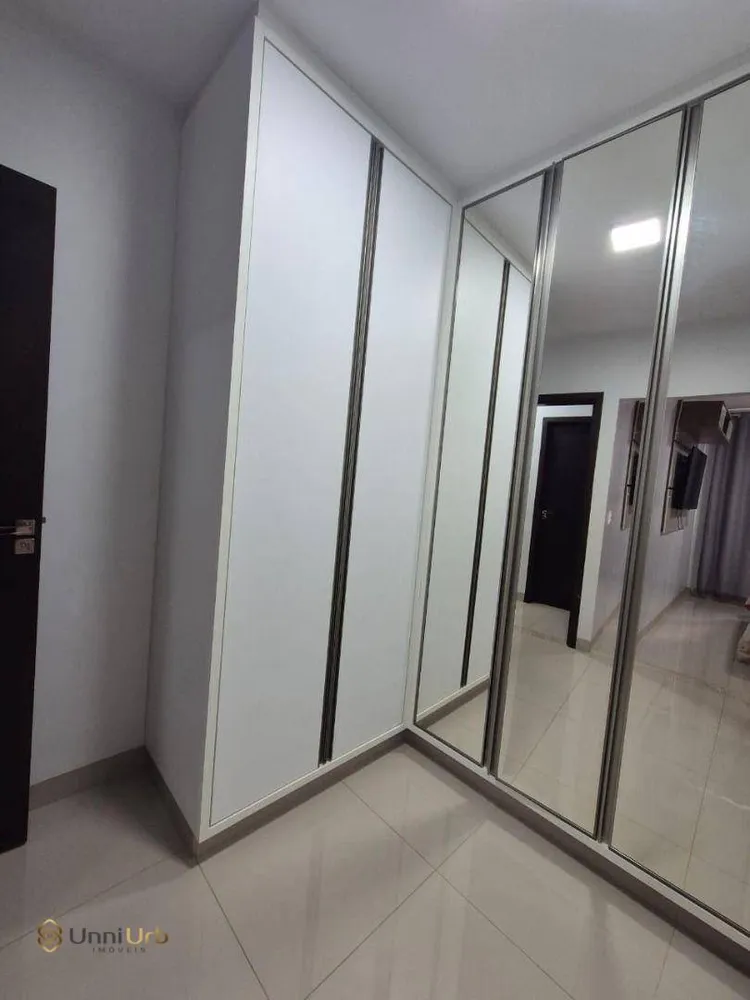 Casa, 3 quartos, 250 m² - Foto 2