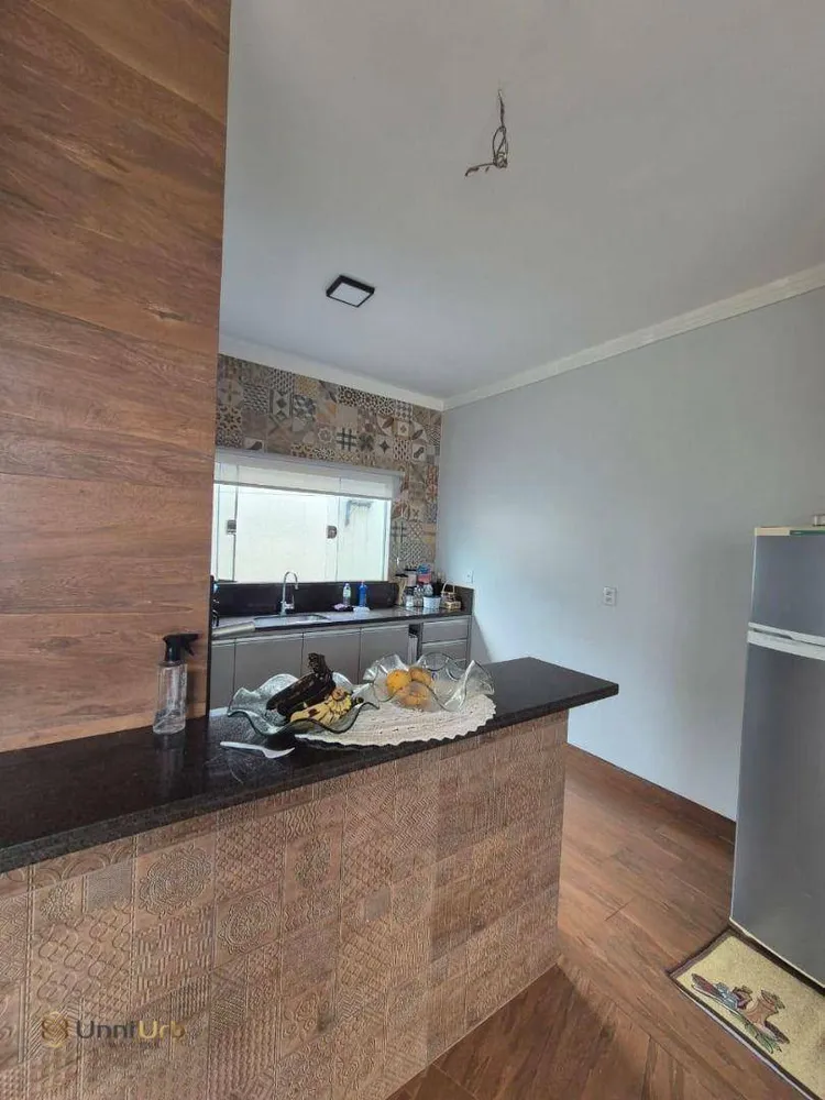Casa, 3 quartos, 250 m² - Foto 3
