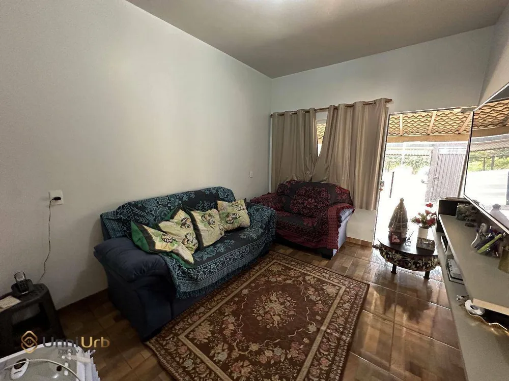 Casa, 3 quartos, 177 m² - Foto 2