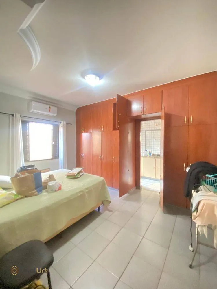 Casa, 3 quartos, 254 m² - Foto 1