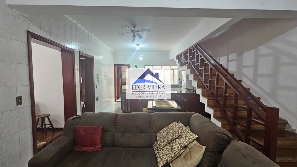 Casa, 3 quartos, 214 m² - Foto 3