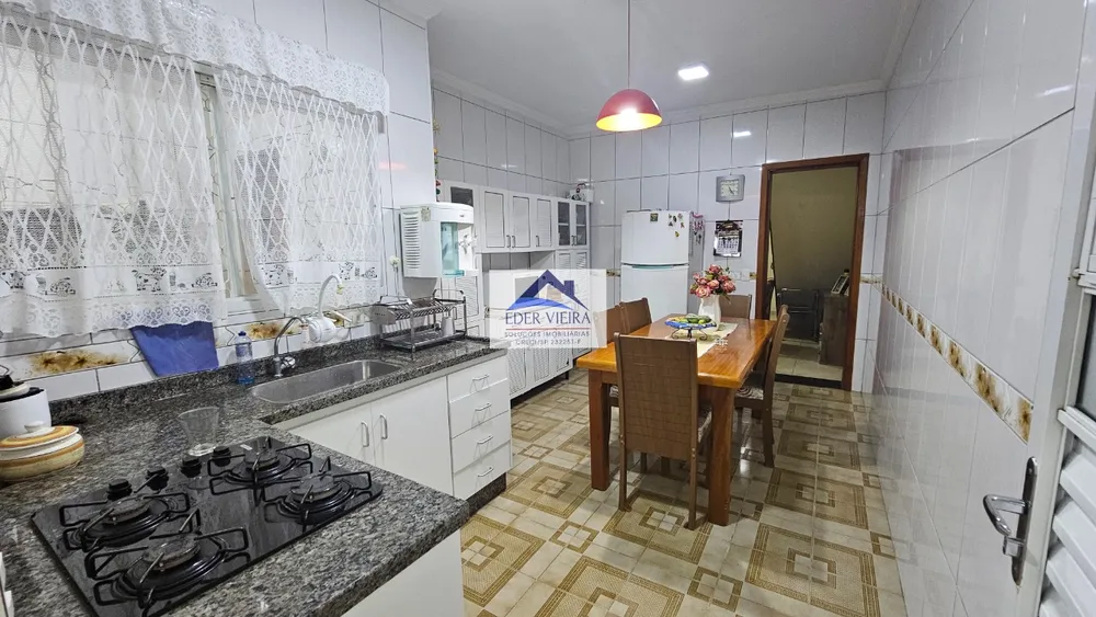 Casa, 3 quartos, 177 m² - Foto 3