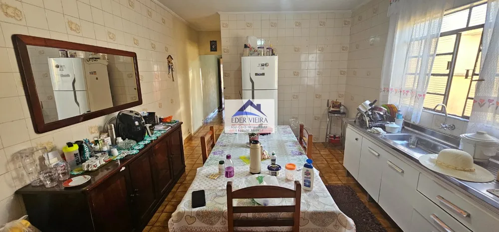 Casa, 3 quartos, 218 m² - Foto 4