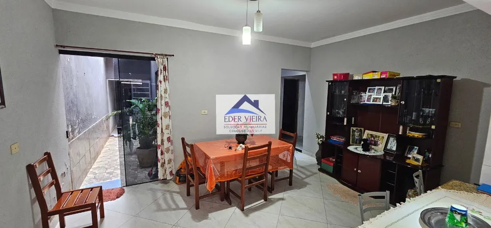 Casa, 3 quartos, 206 m² - Foto 3