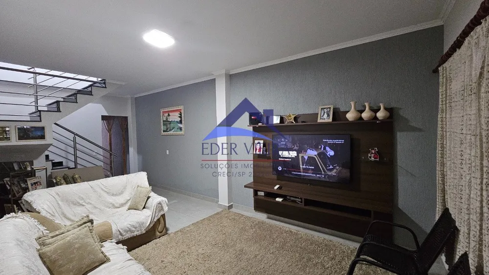 Casa, 3 quartos, 207 m² - Foto 1