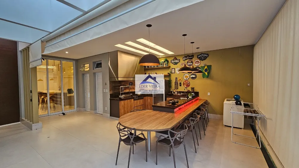 Casa, 3 quartos, 250 m² - Foto 2
