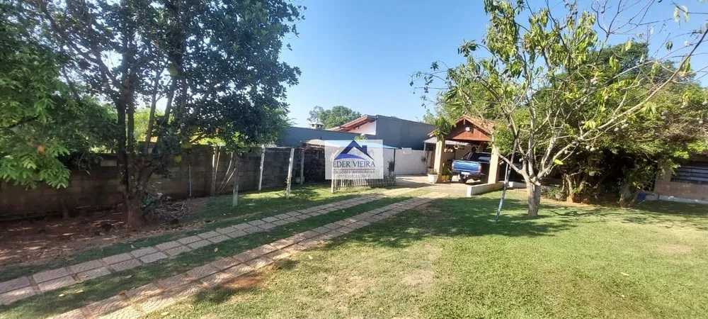 Chácara, 4 quartos, 1250 m² - Foto 1