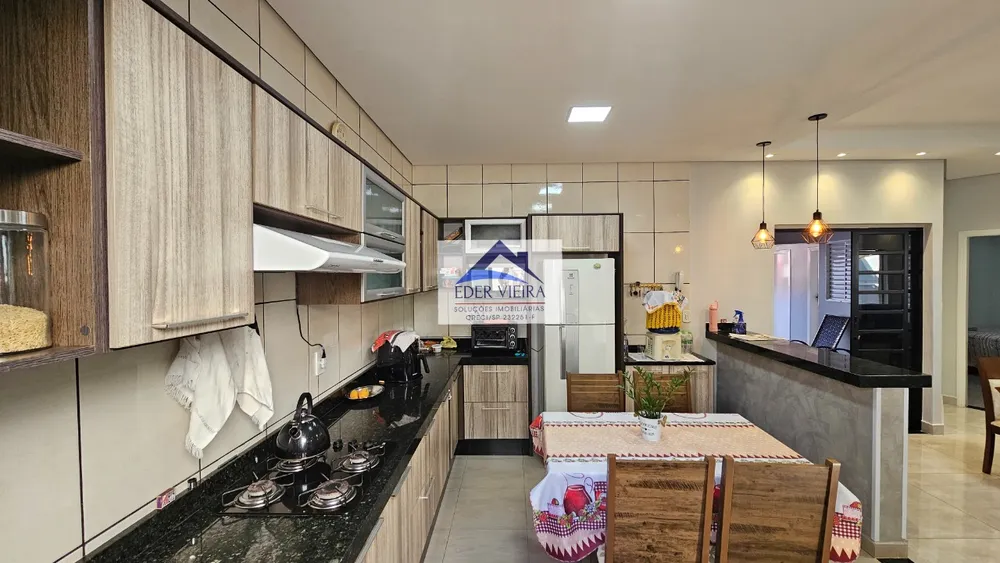 Casa, 3 quartos, 200 m² - Foto 10