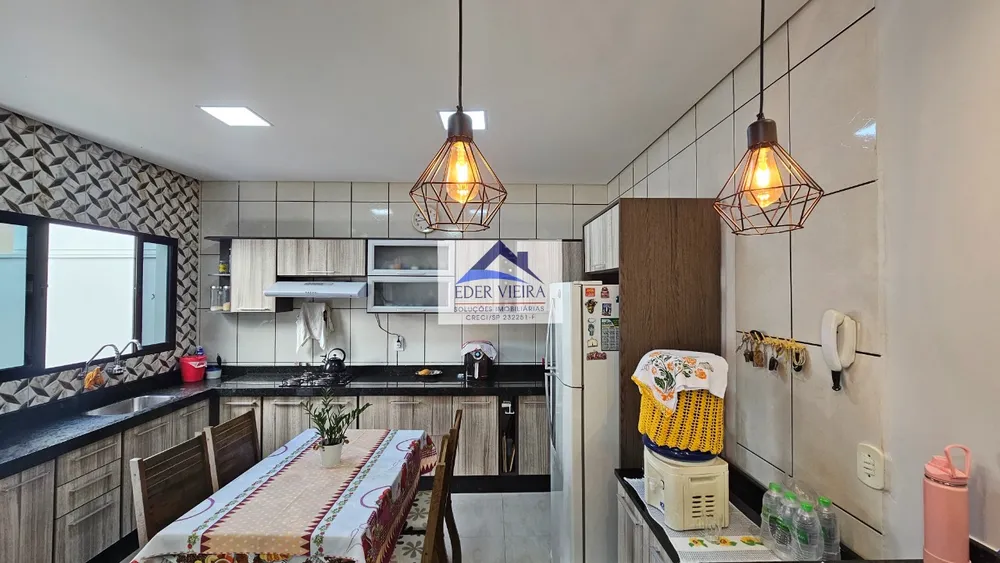 Casa, 3 quartos, 200 m² - Foto 11