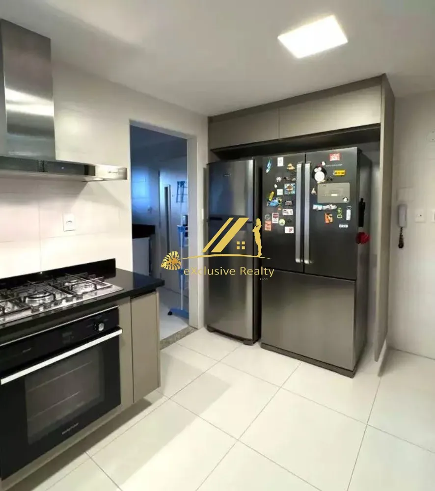Apartamento, 3 quartos, 241 m² - Foto 1