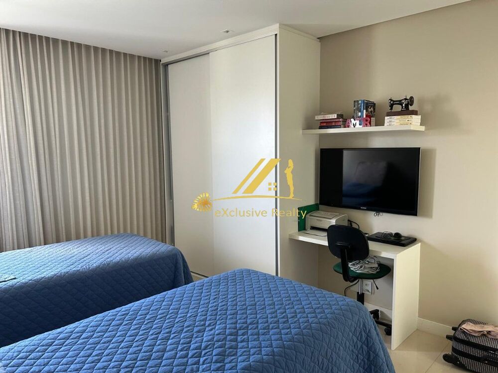 Casa à venda com 4 quartos, 800m² - Foto 3