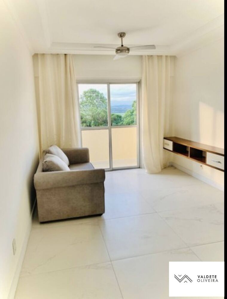 Apartamento à venda com 2 quartos, 62m² - Foto 4