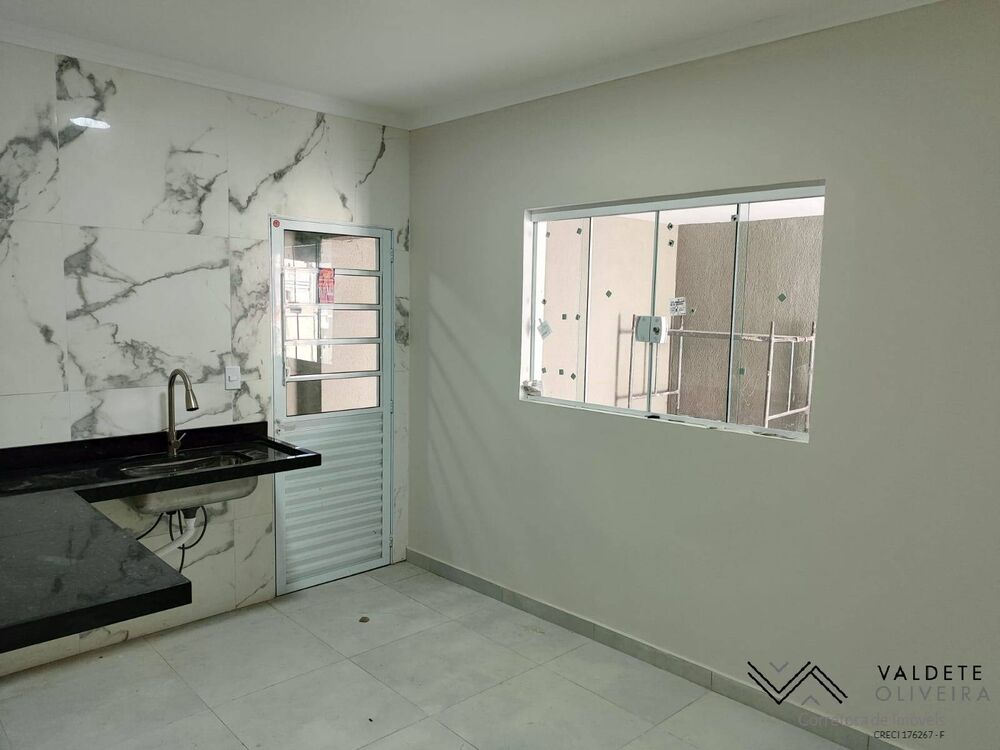 Casa à venda com 4 quartos, 172m² - Foto 3