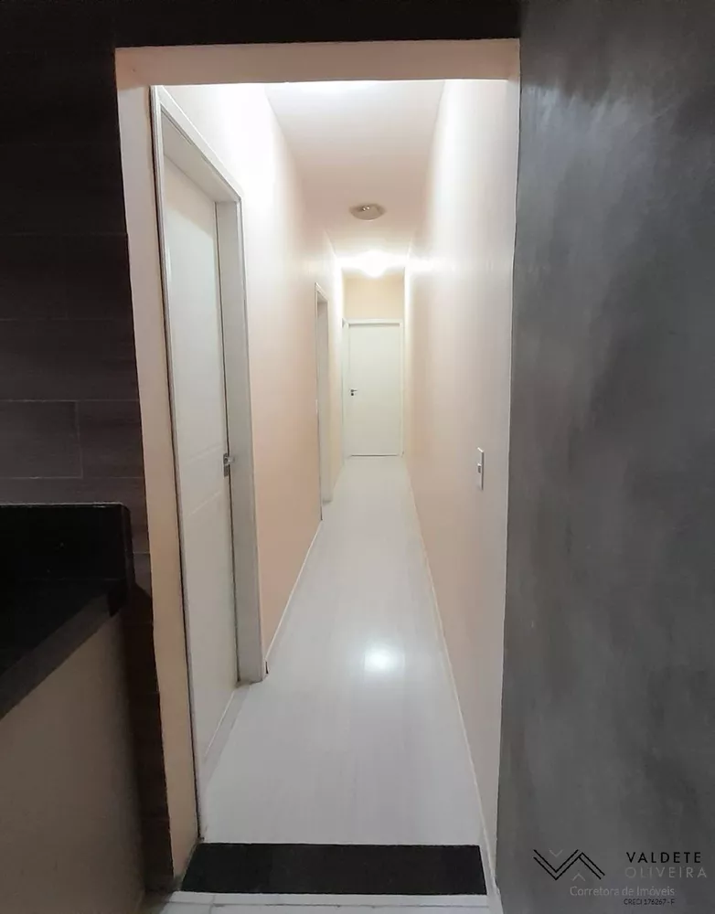 Casa à venda com 3 quartos, 80m² - Foto 4