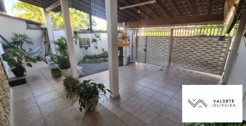 Casa à venda com 2 quartos, 200m² - Foto 3