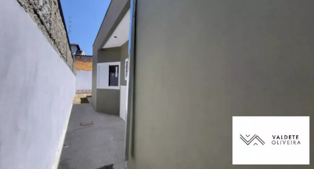 Casa à venda com 3 quartos, 87m² - Foto 4