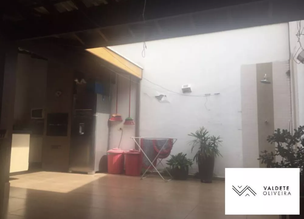 Casa à venda com 3 quartos, 120m² - Foto 4