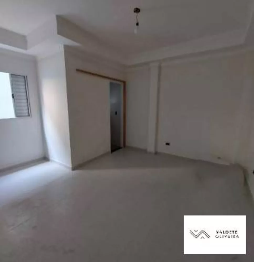 Casa à venda com 3 quartos, 180m² - Foto 4