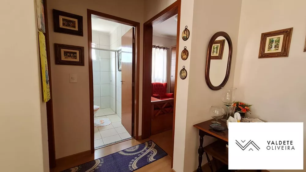 Apartamento à venda com 2 quartos, 70m² - Foto 2