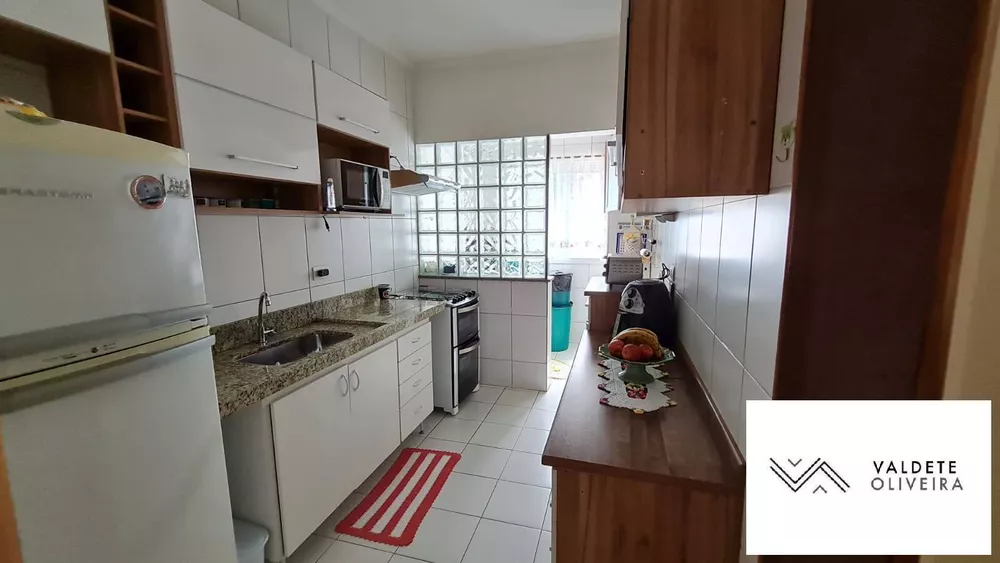 Apartamento à venda com 2 quartos, 70m² - Foto 4