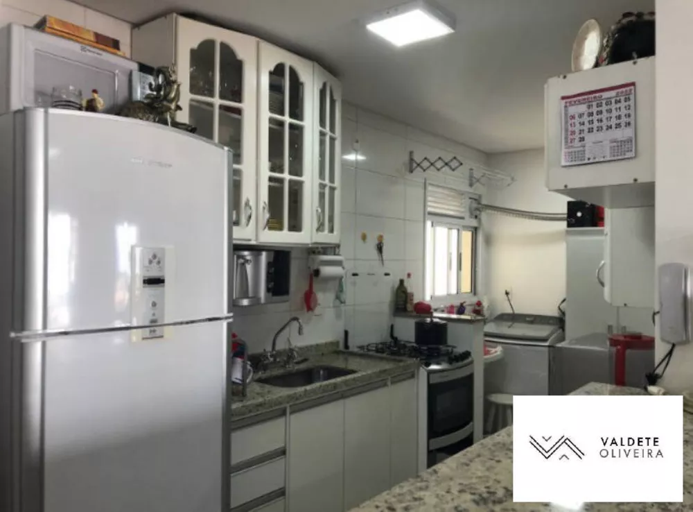 Apartamento à venda com 3 quartos, 90m² - Foto 4