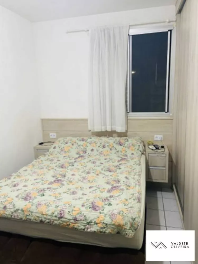 Apartamento à venda com 2 quartos, 52m² - Foto 2