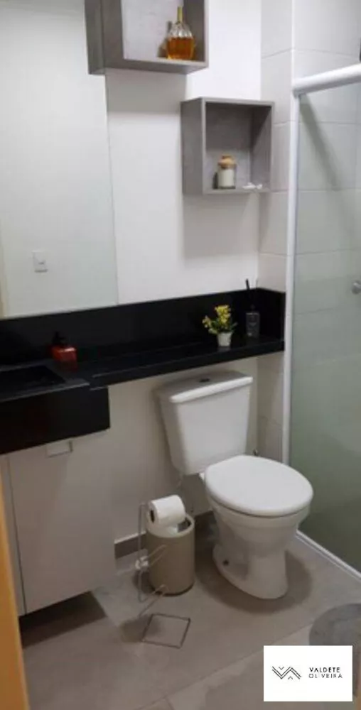 Apartamento à venda com 2 quartos, 68m² - Foto 4