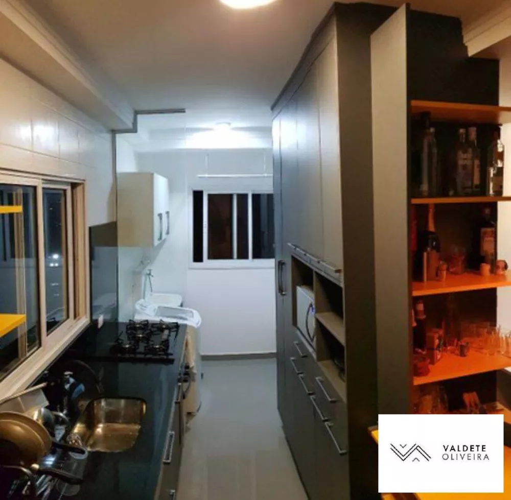 Apartamento à venda com 2 quartos, 68m² - Foto 3