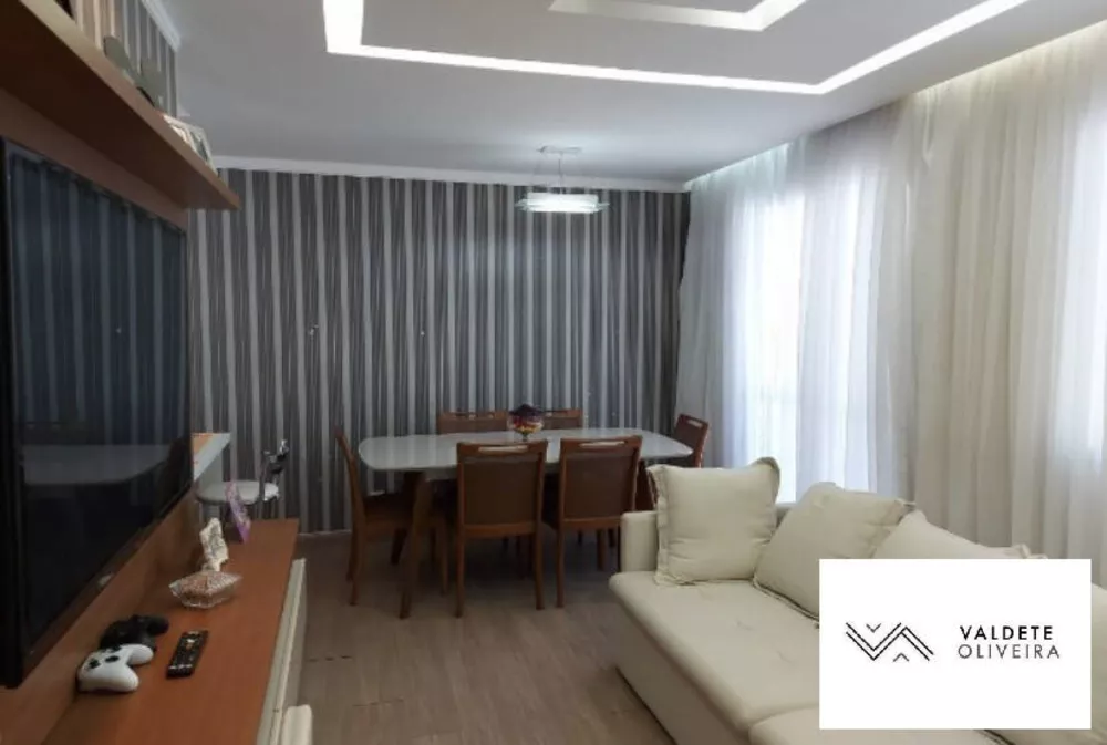 Apartamento à venda com 3 quartos, 67m² - Foto 1