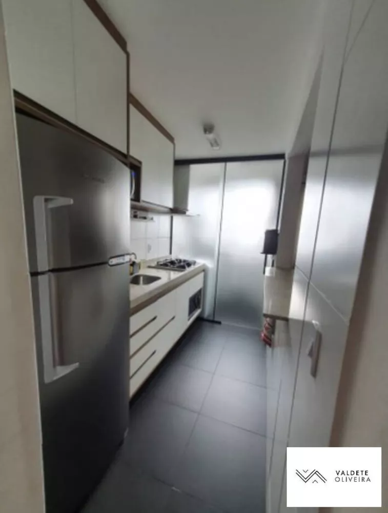 Apartamento à venda com 2 quartos, 45m² - Foto 3