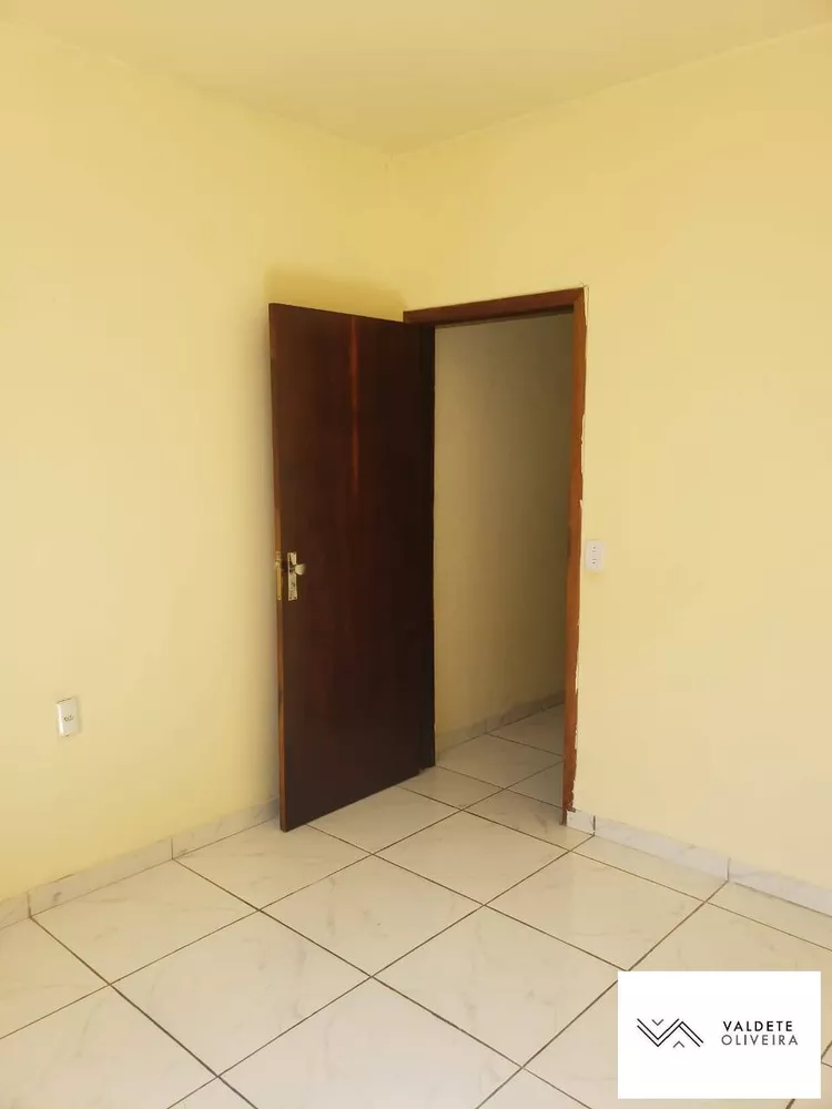 Casa à venda com 2 quartos, 139m² - Foto 4