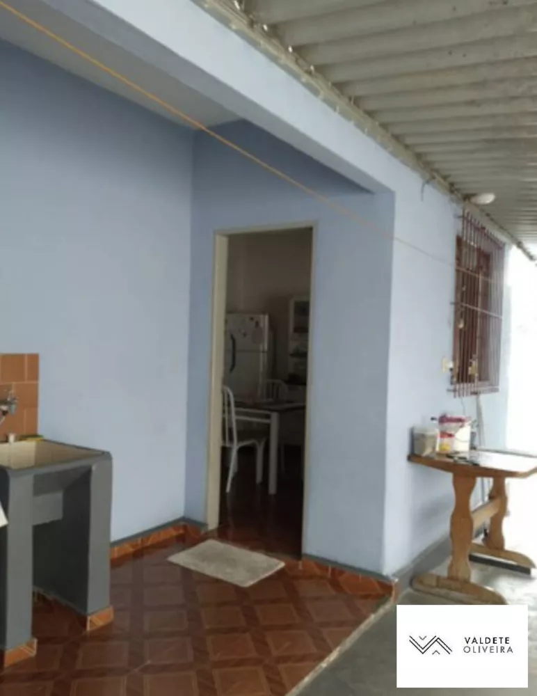 Casa à venda com 2 quartos, 250m² - Foto 3