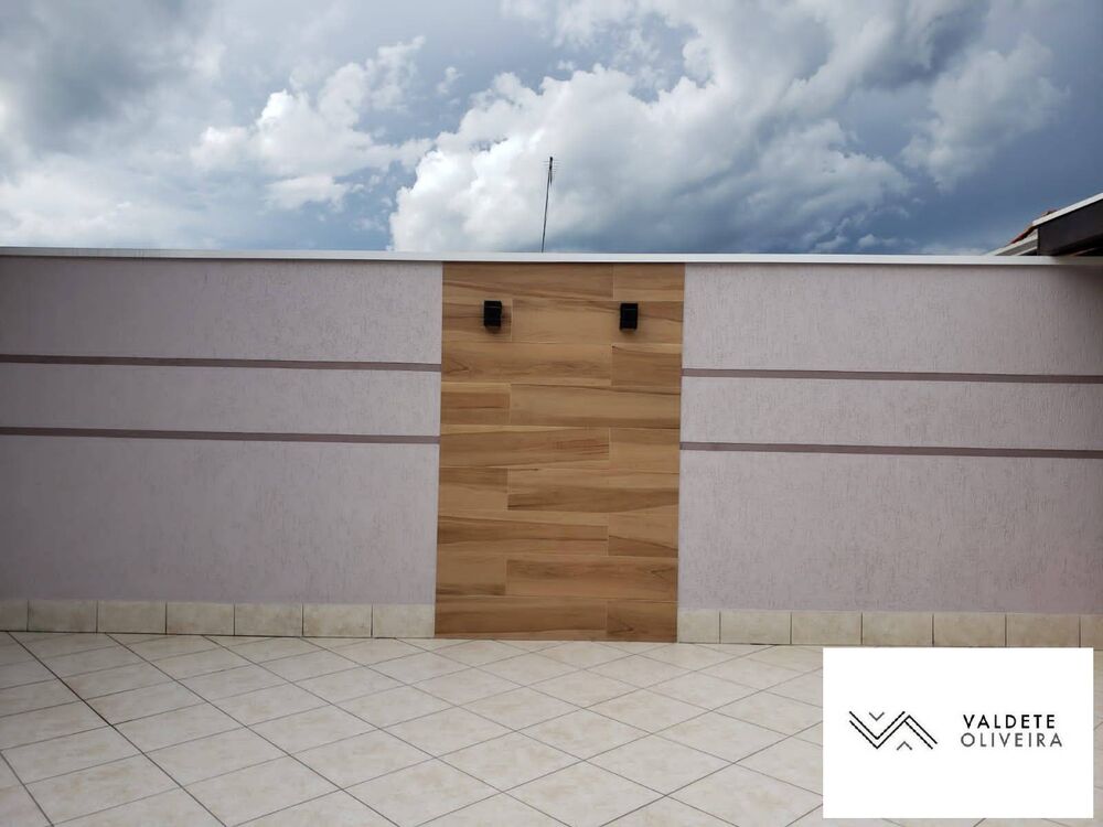 Casa à venda com 2 quartos, 90m² - Foto 2