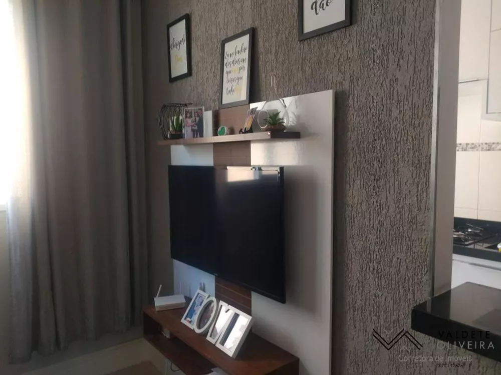 Apartamento à venda com 2 quartos, 45m² - Foto 3