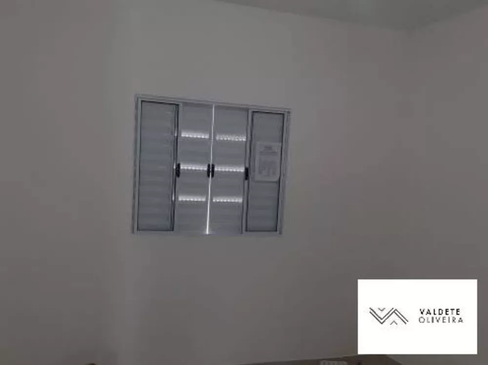 Apartamento à venda com 2 quartos, 60m² - Foto 2