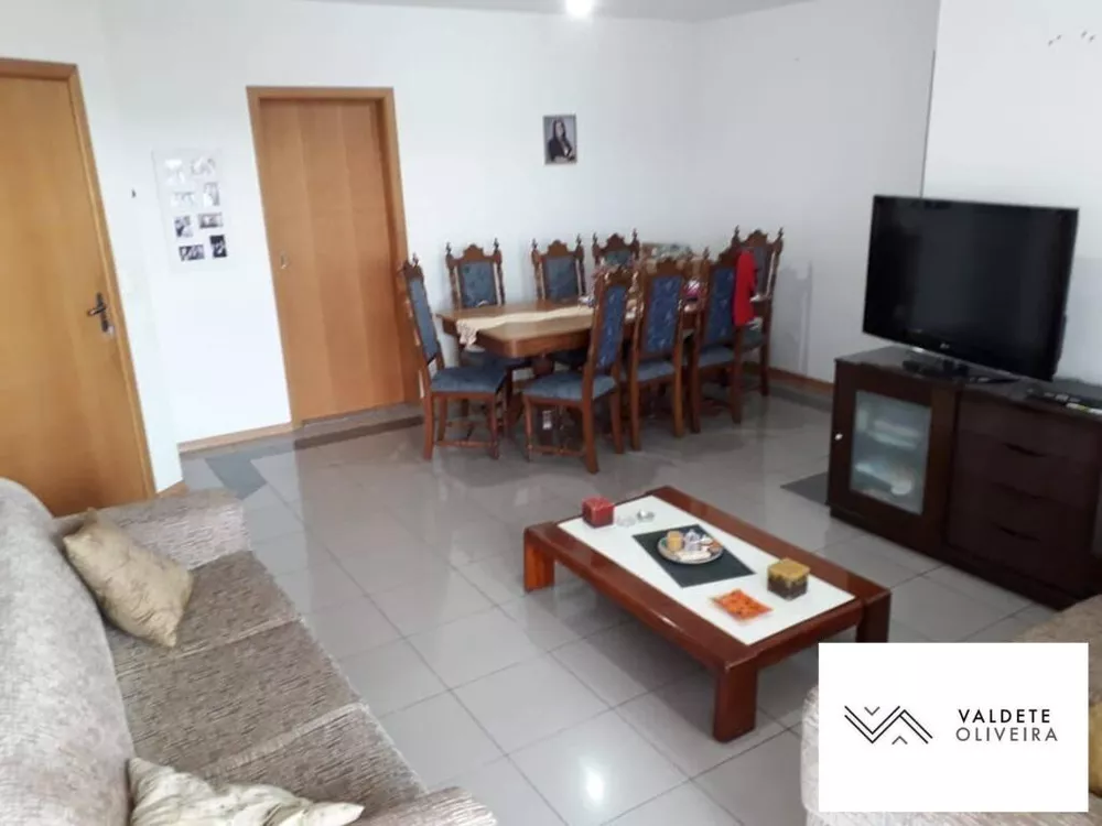 Apartamento à venda com 3 quartos, 124m² - Foto 1